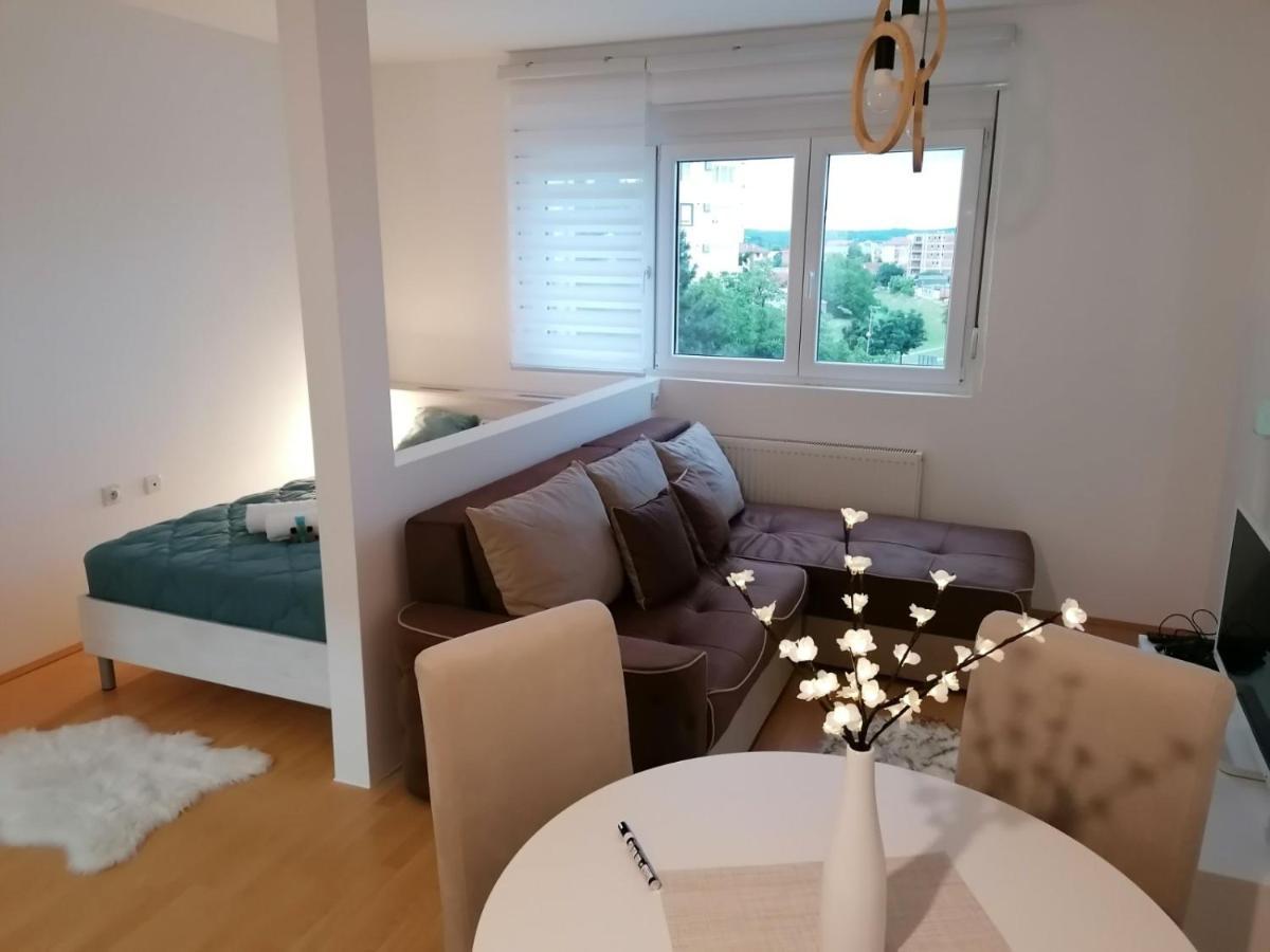 Emili Apartman Jagodina Luaran gambar